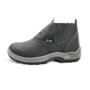 BOTINA COURO ELASTICO BIDENSIDADE BICO DE PVC 40